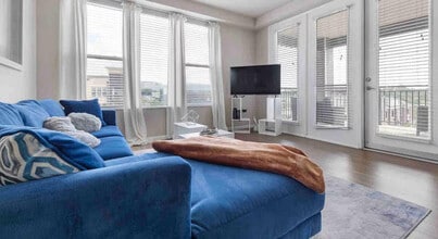 12800 Corporate Hill Dr in St. Louis, MO - Building Photo - Building Photo