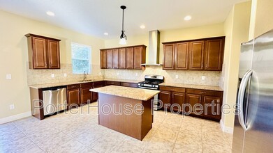 14581 Spotted Sandpiper Boulevard in Winter Garden, FL - Building Photo - Building Photo