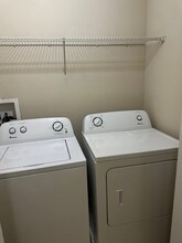 10642 Regent Square Dr in Orlando, FL - Building Photo - Building Photo
