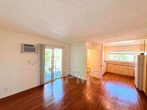 2707 Pomeroy Ave in Los Angeles, CA - Foto de edificio - Building Photo