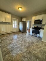 37 Church St in Agawam, MA - Building Photo