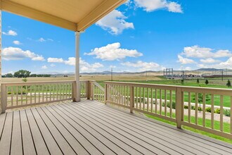 1097 Highline Ct in Loveland, CO - Building Photo - Building Photo