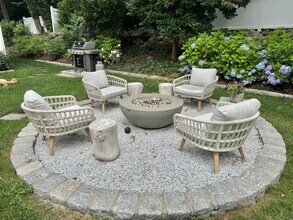 18 Englewood Rd in Norwalk, CT - Building Photo - Building Photo