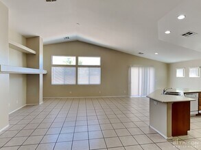 2132 Meadow Green Ave in North Las Vegas, NV - Building Photo - Building Photo