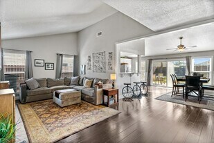 2938 Renee Ct in West Sacramento, CA - Building Photo