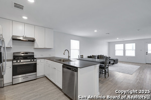 13903 Sickle Rdg in San Antonio, TX - Building Photo - Building Photo