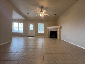 861 Sunflower St in Centerton, AR - Building Photo - Building Photo