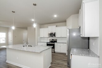 123 Spring Knoll Dr in Charlotte, NC - Building Photo - Building Photo