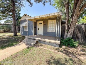 3112 22nd St in Lubbock, TX - Building Photo - Building Photo