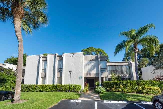 6579 Spring Bottom Way in Boca Raton, FL - Building Photo - Building Photo