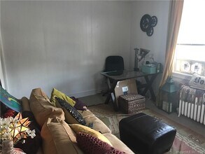 135 Connecticut Ave in Norwalk, CT - Building Photo - Building Photo