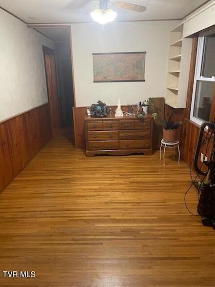 107 Taylor Dr in Erwin, TN - Building Photo - Building Photo