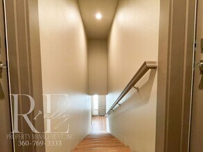 1702 13th St in Bremerton, WA - Building Photo - Building Photo