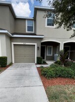 6824 Holly Heath Dr in Riverview, FL - Building Photo