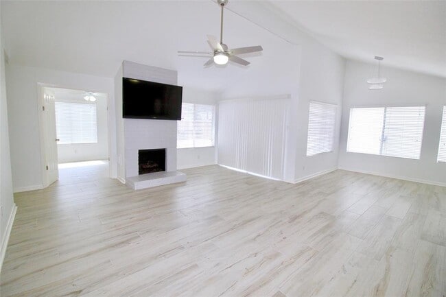 2610 Chimneystone Cir in Sugar Land, TX - Building Photo - Building Photo