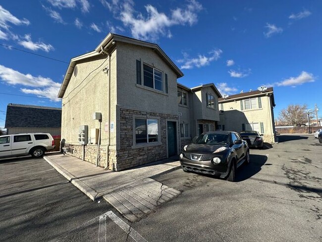 1919 Victorian Ave in Sparks, NV - Building Photo - Building Photo