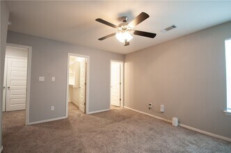 4073 W Santa Maria Ln in Fayetteville, AR - Building Photo - Building Photo