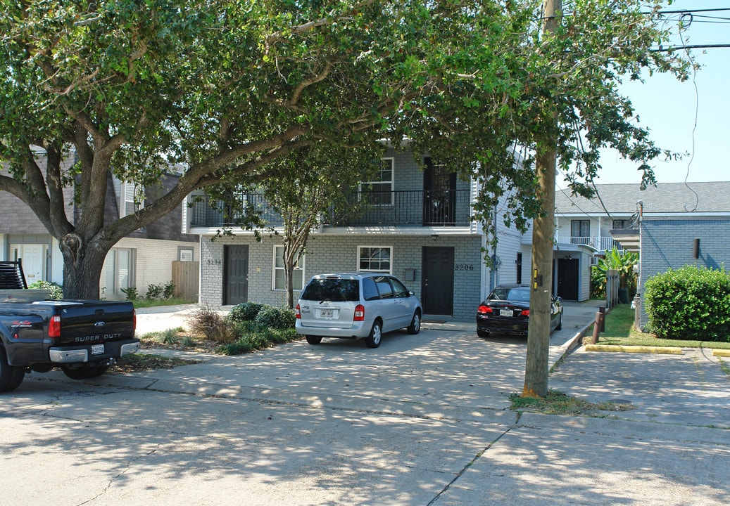 3206 N Turnbull Dr in Metairie, LA - Foto de edificio