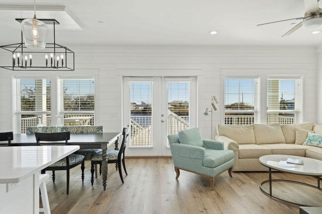 property at 116 Riviera Dr