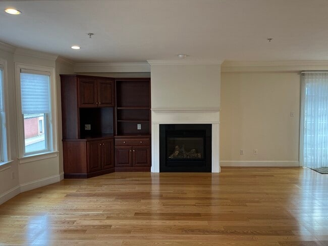 12 Rose St in Stoughton, MA - Building Photo - Building Photo