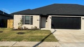 202 Tricha Cir SW in Gravette, AR - Building Photo