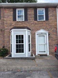 456 Claircrest Dr in Antioch, TN - Building Photo