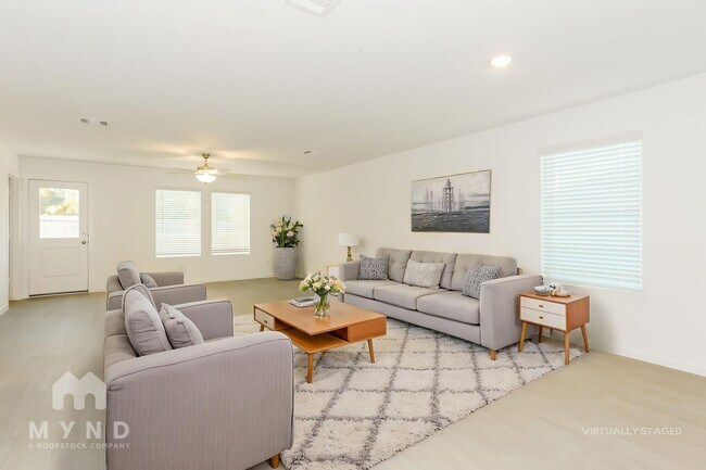 10116 Dalgreen Cir in Fort Worth, TX - Building Photo - Building Photo