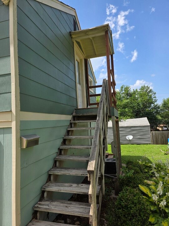 726 Marshall St in Leavenworth, KS - Building Photo