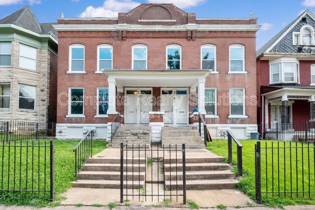 property at 5132 Kensington Ave