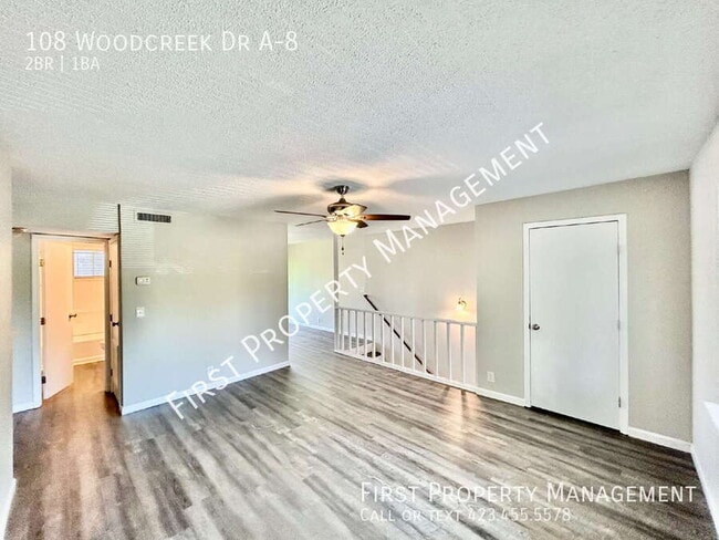 property at 108 Woodcreek Dr