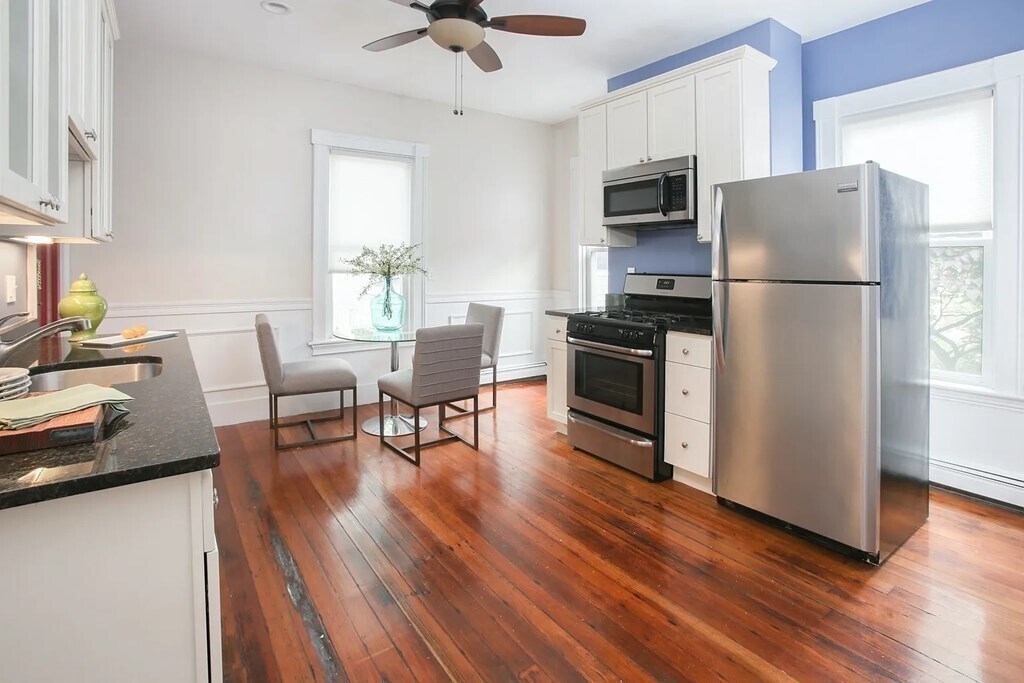 395 Washington St in Cambridge, MA - Building Photo