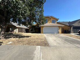 2036 Sheldon Dr in Modesto, CA - Building Photo
