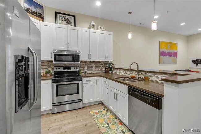 251 Main St in Buffalo, NY - Building Photo - Building Photo