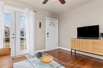 6249 Odell St in St. Louis, MO - Foto de edificio - Building Photo