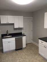 108 W 6th Ave, Unit 2ndFloor in Conshohocken, PA - Building Photo - Building Photo