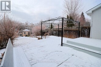 119 Blackdome Crescent in Ottawa, ON - Building Photo - Building Photo