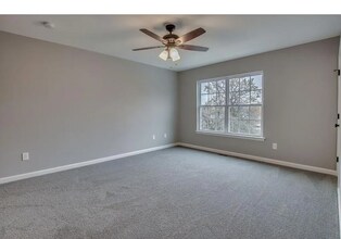 533 Maple St in Bristol, PA - Building Photo - Building Photo