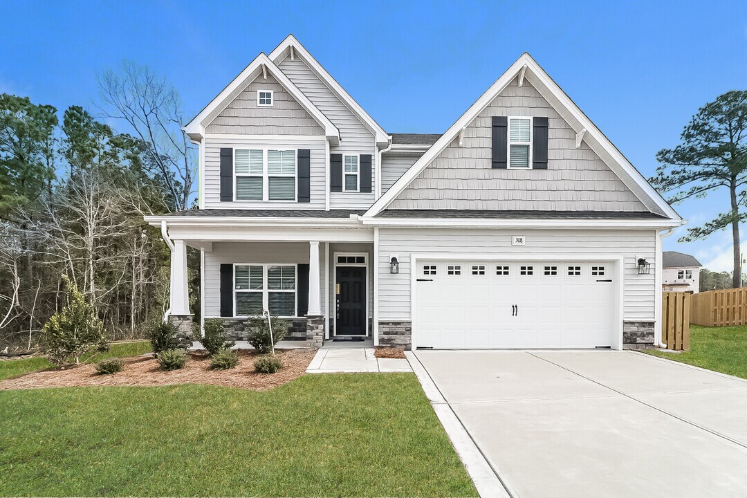 308 McKenzie Pl in Sneads Ferry, NC - Building Photo