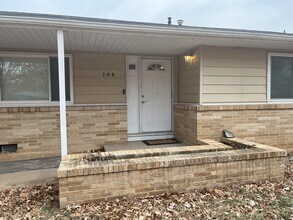 208 S York Ave in Springfield, MO - Building Photo - Building Photo