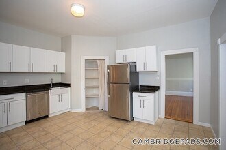 222 Prospect St, Unit 3 in Cambridge, MA - Building Photo - Building Photo