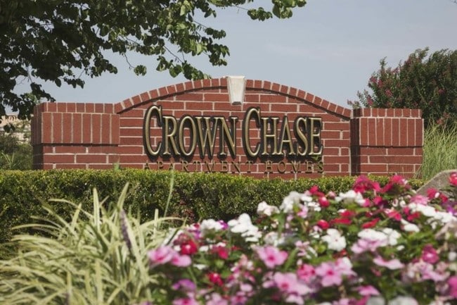Crown Chase in Tulsa, OK - Foto de edificio - Building Photo