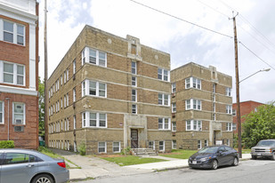 Buckwood Apartments