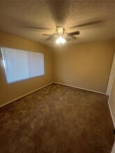 351 Hidden Lake Dr in Sanford, FL - Building Photo - Building Photo