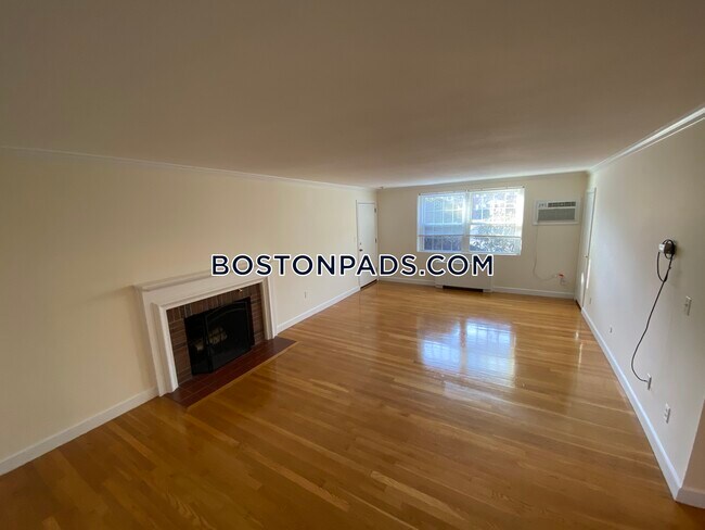 20 Captain Parker Arms-Unit -11 in Lexington, MA - Building Photo - Building Photo