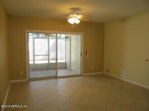 8230 Dames Point Crossing Blvd in Jacksonville, FL - Building Photo - Building Photo