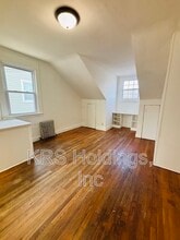 215 W Little Creek Rd in Norfolk, VA - Building Photo - Building Photo