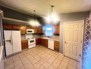 2321 Winterset Dr in Lafayette, IN - Building Photo - Building Photo