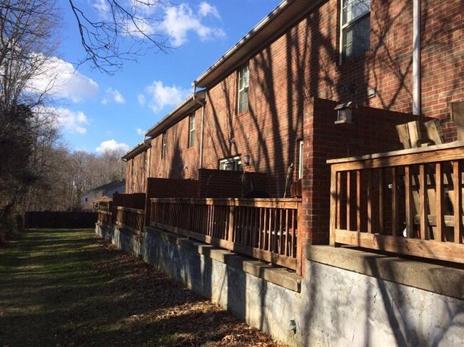 1017 Smither Dr in Lawrenceburg, KY - Building Photo - Building Photo