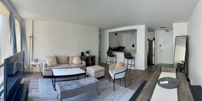 1451 E 55th St in Chicago, IL - Building Photo - Building Photo