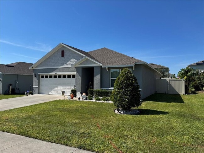 2042 Griffin Oaks Wy in Tavares, FL - Building Photo - Building Photo